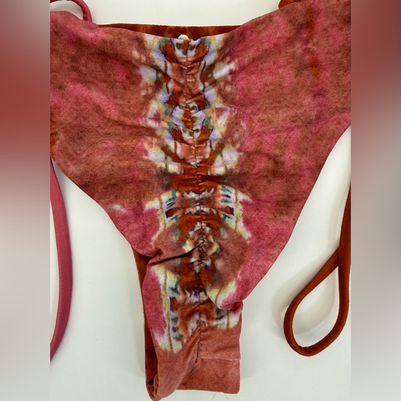 Niyama Sol Java Nadi Boho Ikat Triangle Bikini Set Pink & Rust Strappy Size M - Picture 7 of 11